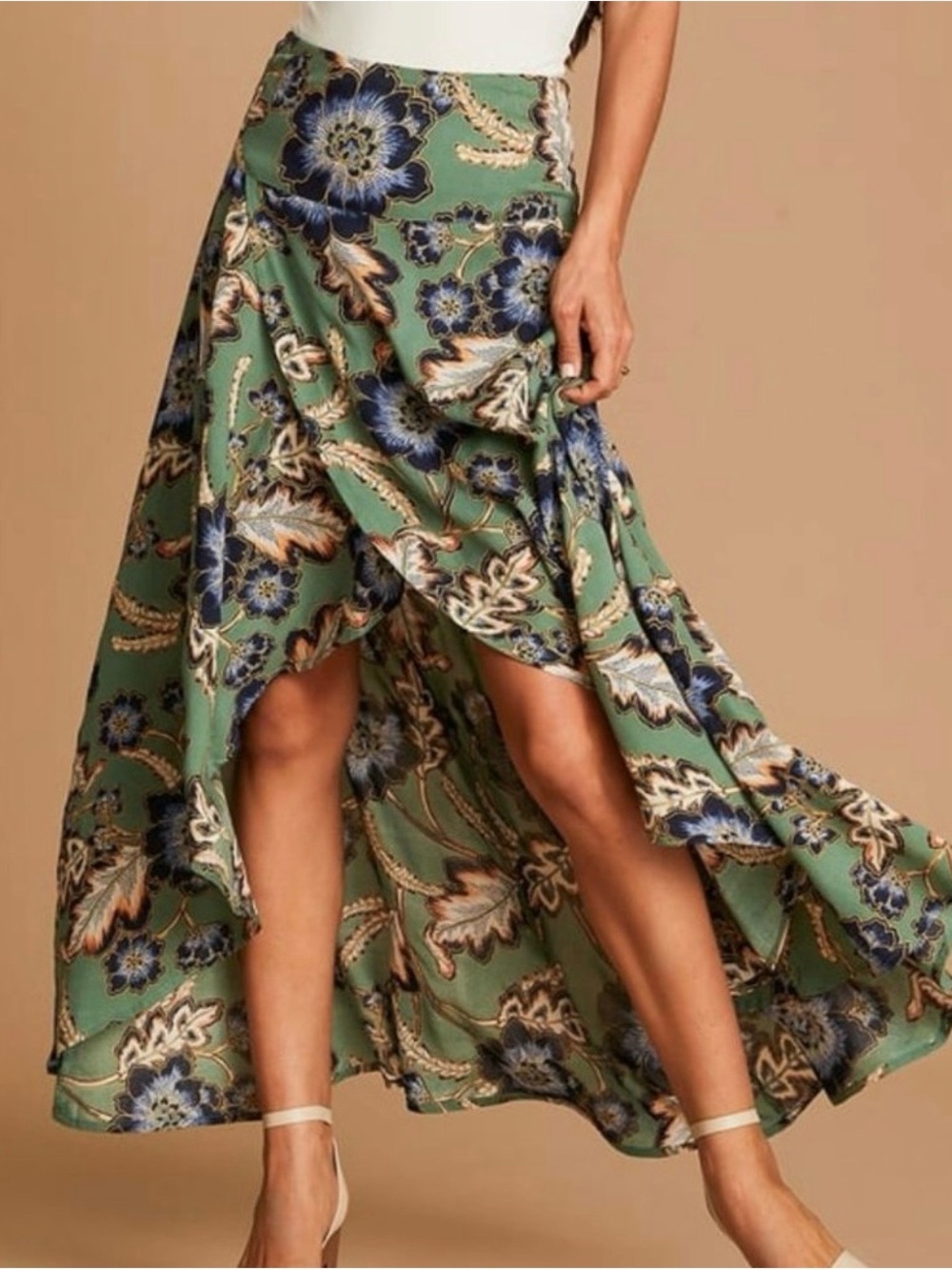 NWT O'Neill Ambrosio Hi-Low Maxi Skirt Green‎ w/Navy, Cream, Tan Florals. Sz XL